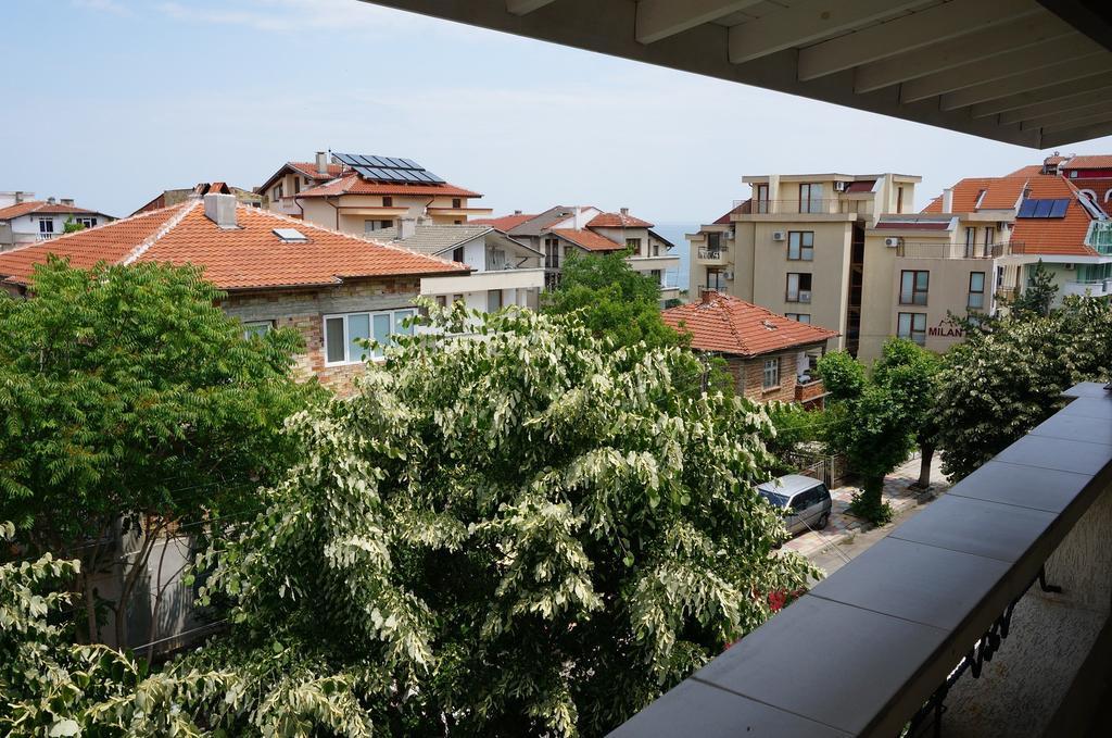 Lilia 2 Family Hotel Primorsko Værelse billede