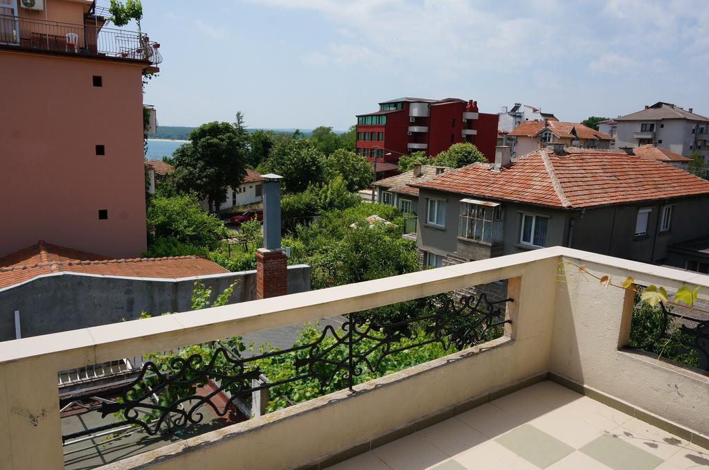 Lilia 2 Family Hotel Primorsko Værelse billede