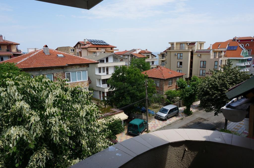 Lilia 2 Family Hotel Primorsko Eksteriør billede
